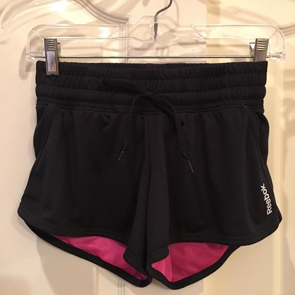 REEBOX Women’s Black Running Shorts Size S EUC - Picture 1 of 4
